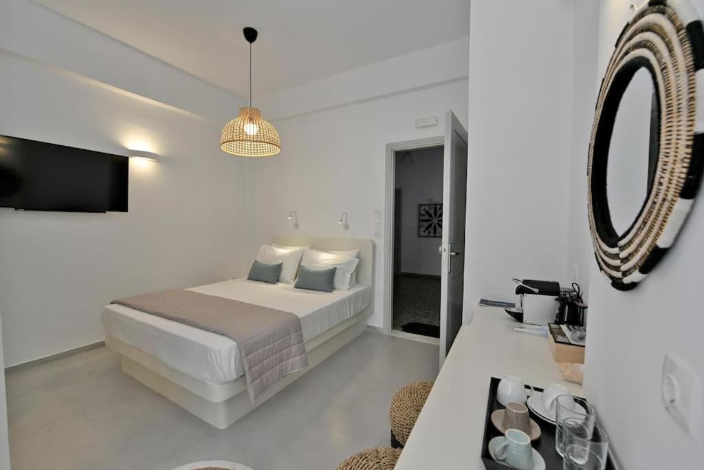 Kleri'S Apartments 2 Tinos Bagian luar foto