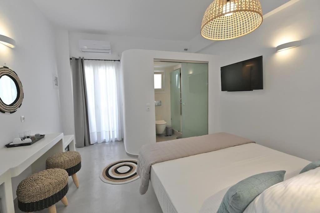 Kleri'S Apartments 2 Tinos Bagian luar foto